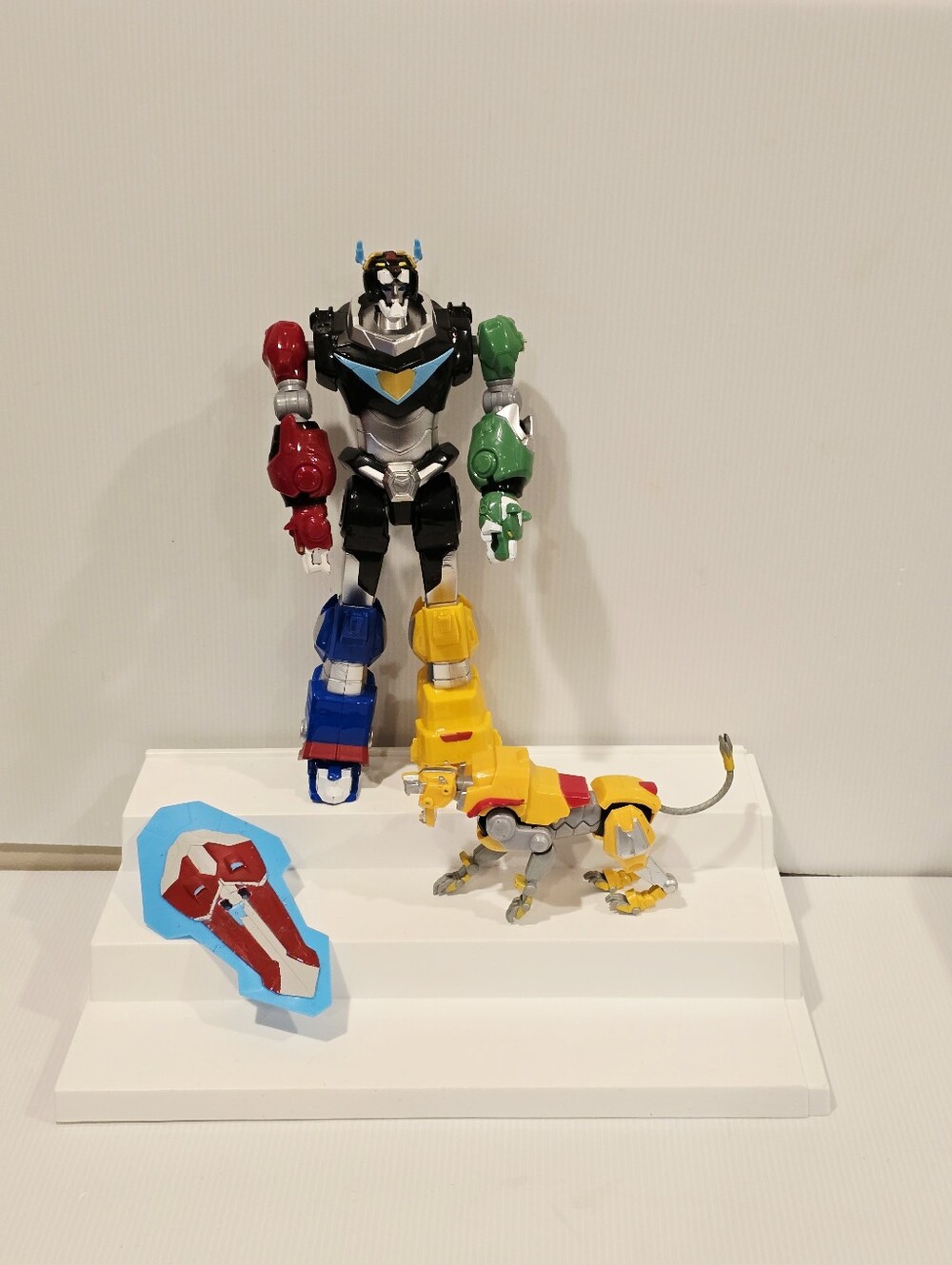 Voltron Legendary Defender Action Figure Set